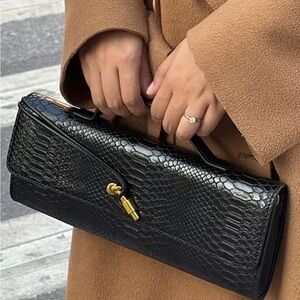 Intrecciato Crocodile-Embossed Women's Clutch